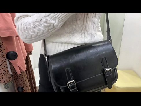 ❤️ Javna masturbacija mlade kučke FeralBerry sa dildom u sobi za provjeru ❤️ Porno vk na bs.nudexxx.ru ️❤